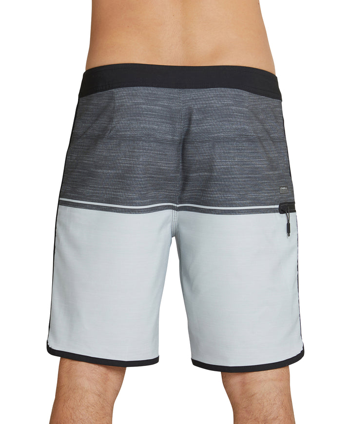 Hyperfreak Tech TRVLR Nomad 19" Scallop Boardshorts  - Graphite