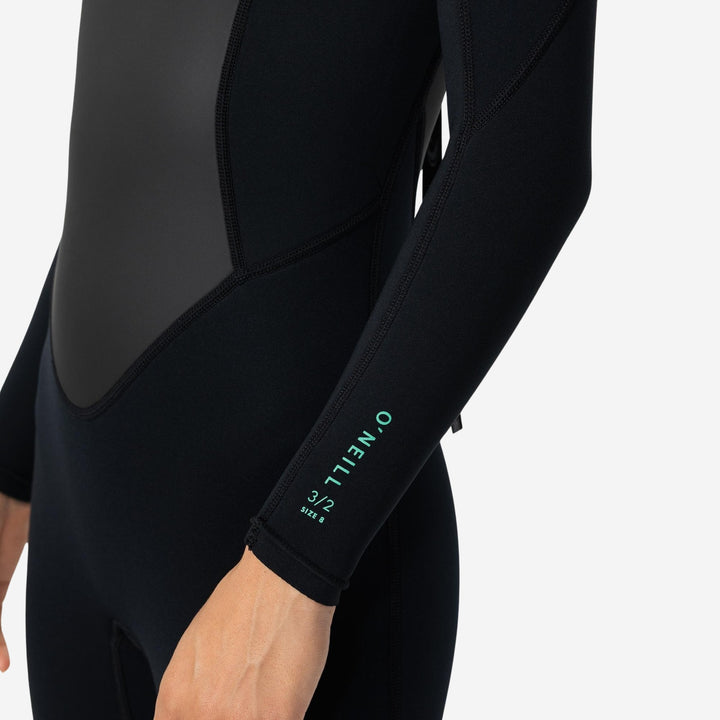Womens Factor 3/2 Back Zip Steamer Wetsuit