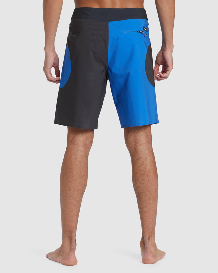 Highline Pro Straight 19" Boardshorts